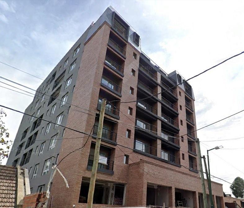 Departamento en venta , 3 ambientes con cochera, Ituzaingó centro