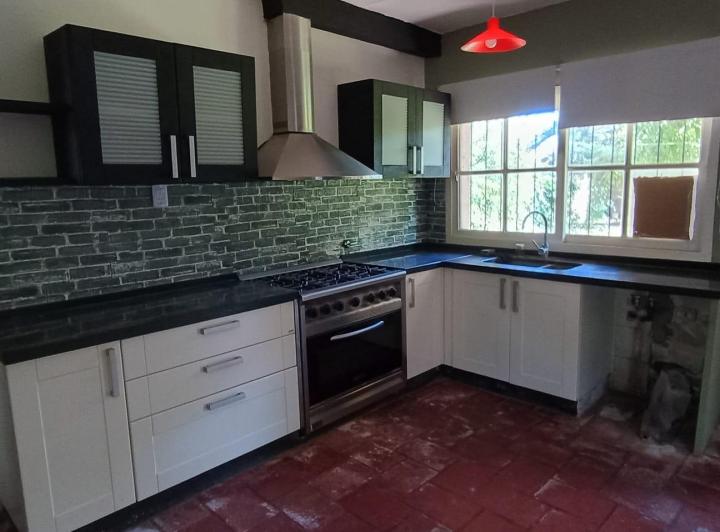 Foto de Chalet 4 ambientes, en venta, Villa Udaondo/Parque Leloir, imagen 5
