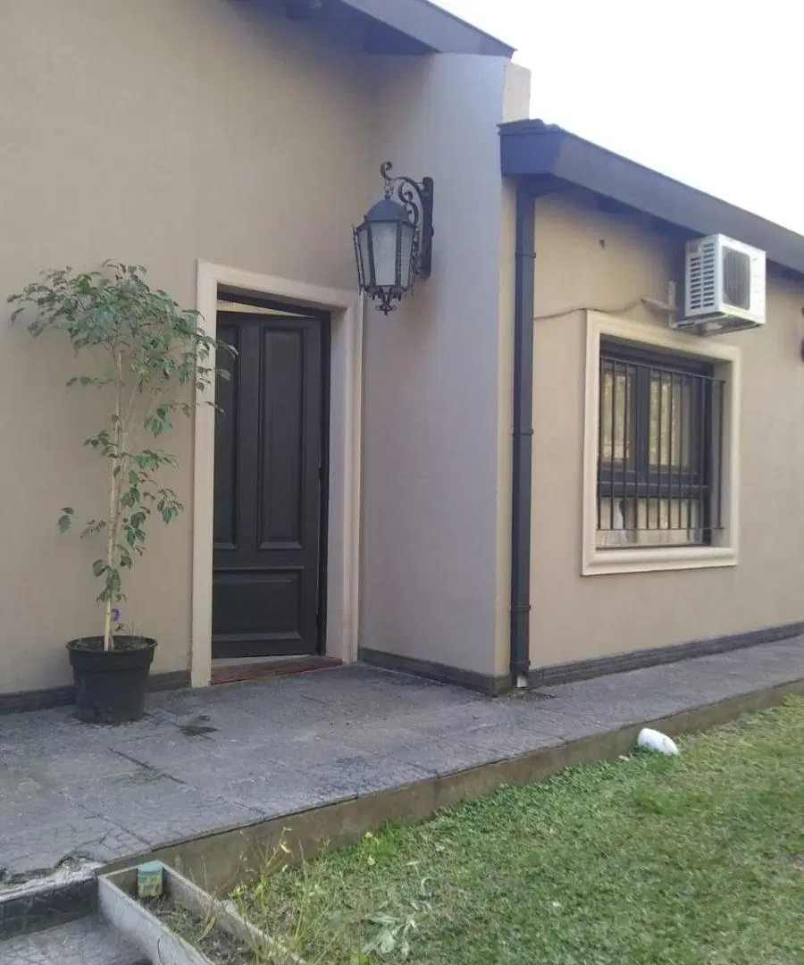 Chalet en venta, 4 ambientes, Parque Leloir 2