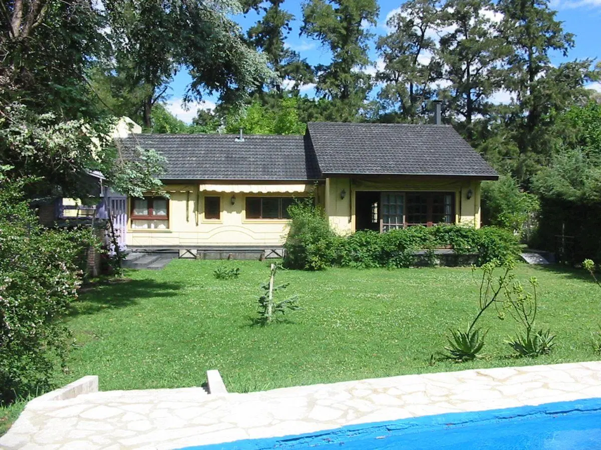 Chalet en venta, 4 ambientes, Parque Leloir 1