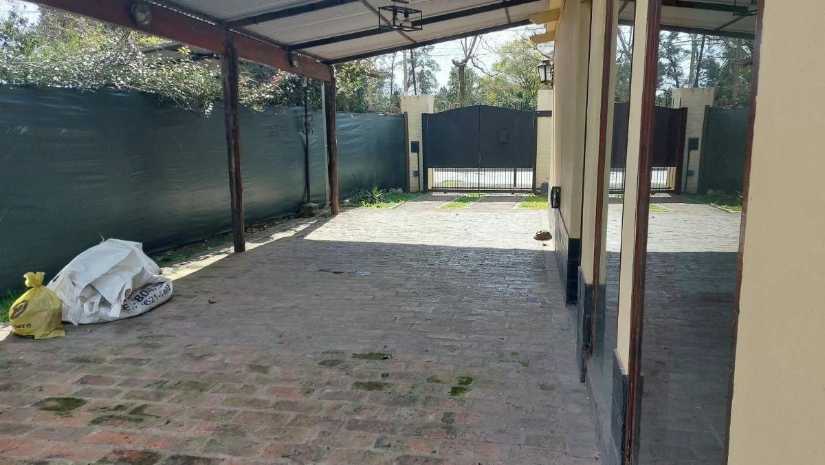 Foto de Chalet con piscina, 3 ambientes en alquiler, Villa Udaondo, Ituzaingó, imagen 4