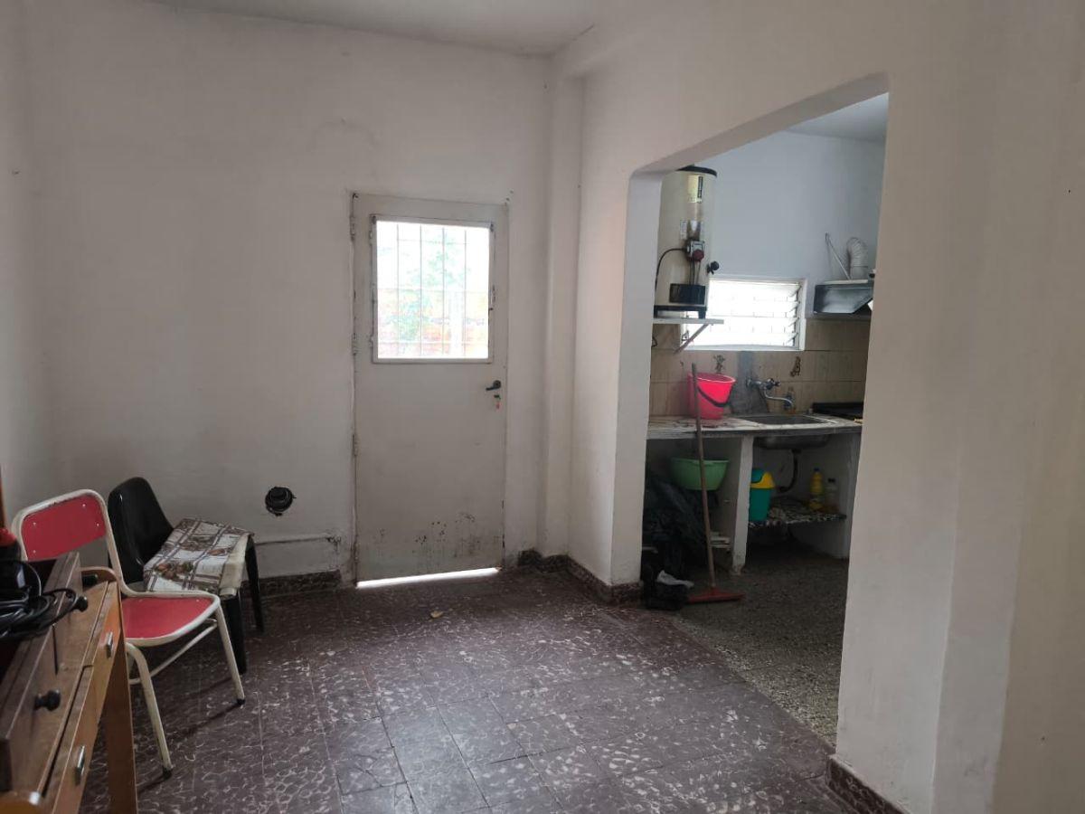 Foto de Casa 3 ambientes en venta, Villa Udaondo, se escuchan ofertas!!! Toma, imagen 3