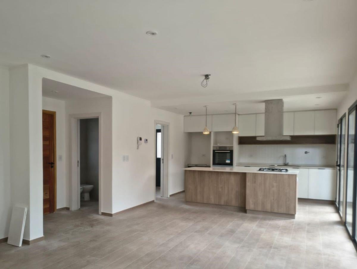 Foto de Casa de 4 ambientes a estrenar, en condominio, Villa Udaondo, Parque, imagen 5