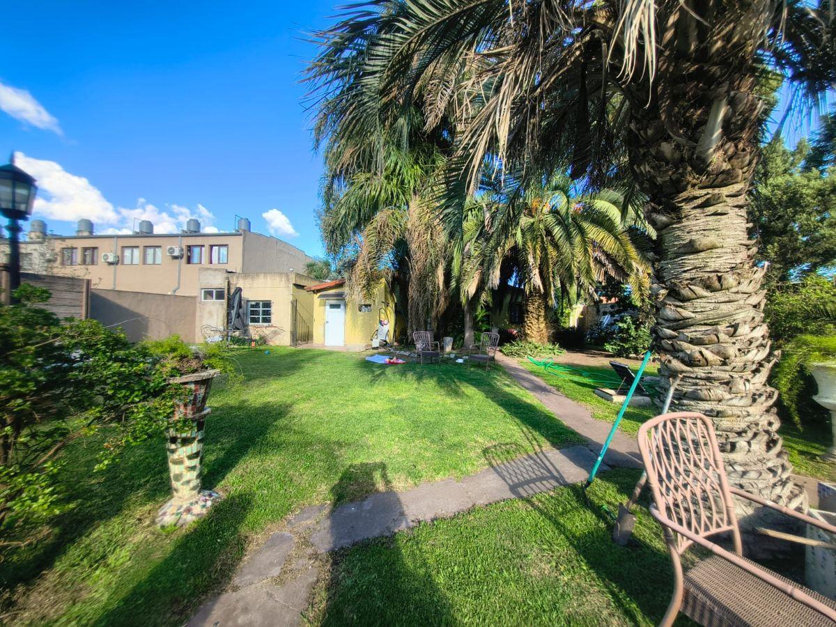 Foto de Chalet 4 amb. en venta sobre 2 lotes, salida a dos calles, Villa, imagen 1