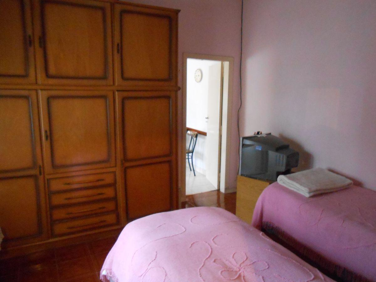 Foto de Casa de 3 ambientes, VENTA, sobre Av. Udaondo, Villa Udaondo, imagen 3