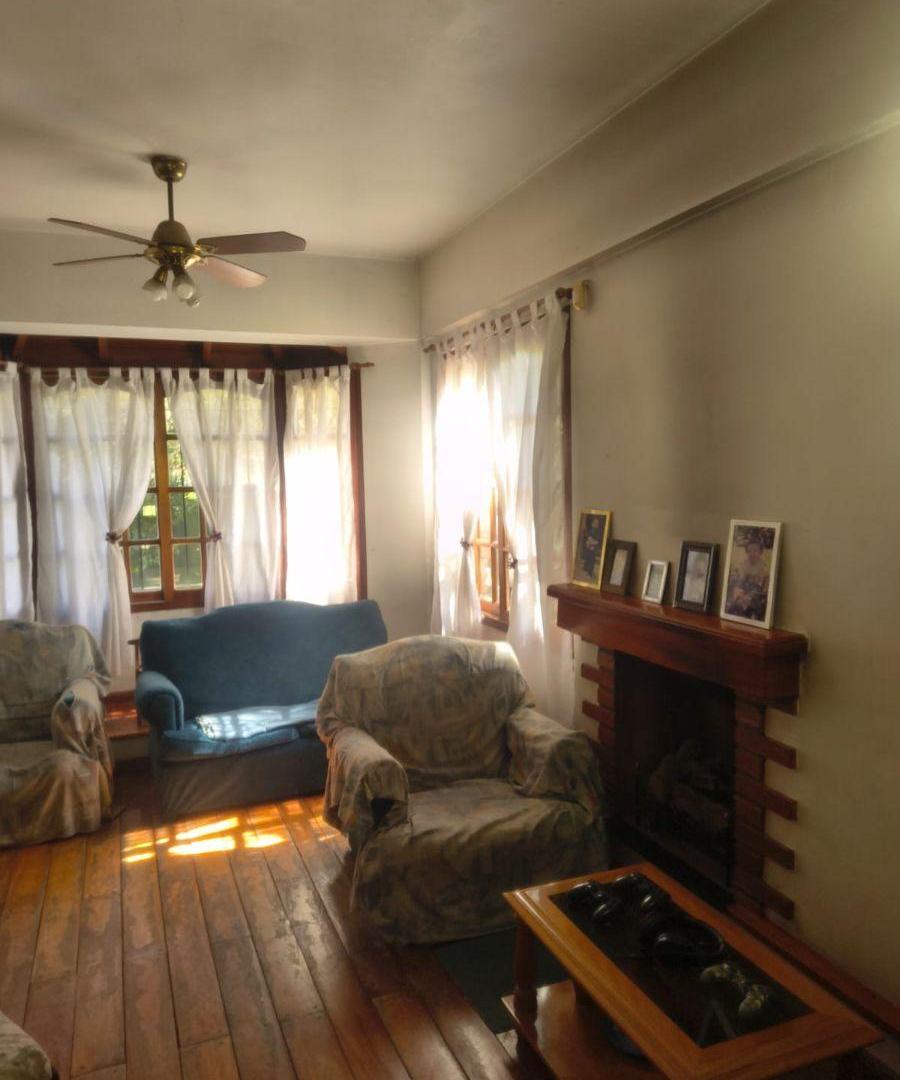 Foto de Chalet 5 ambientes, venta, Parque Leloir / Villa Udaondo, imagen 5