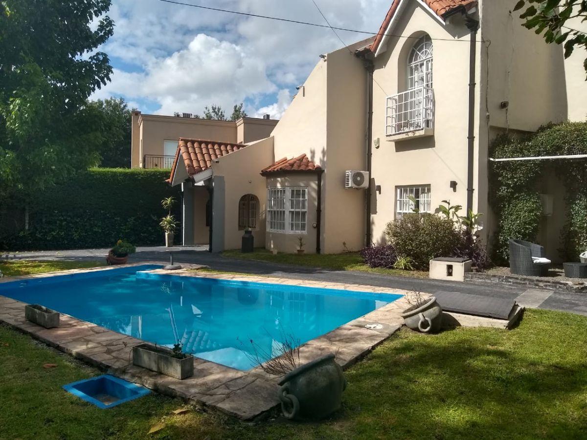 Foto de Chalet 4 ambientes, en alquiler , Parque Leloir. Piscina, imagen 1