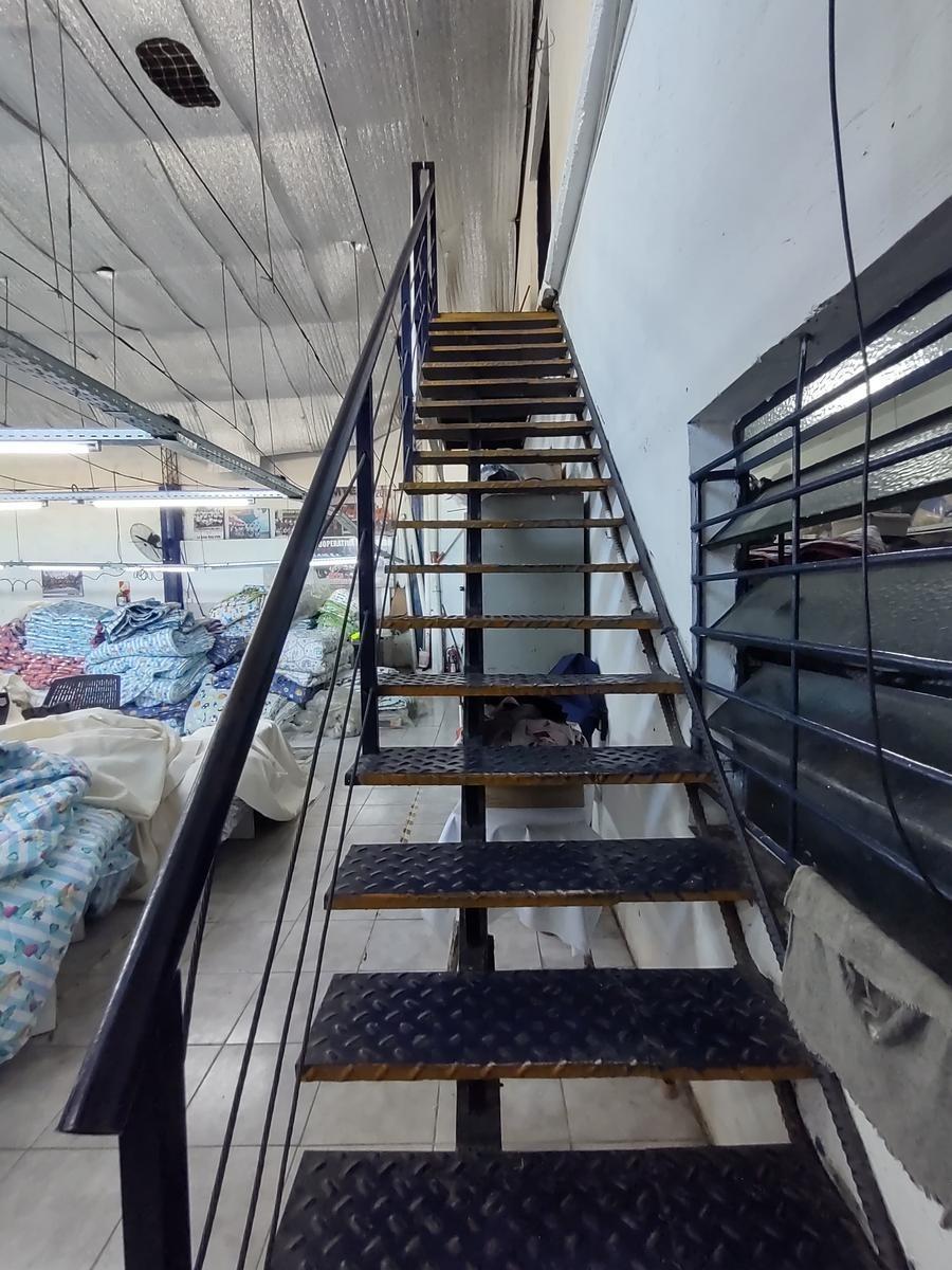 Galpon en Esquina Venta Juan Domingo Peron y Ejercito de Los Andes (Lomas de Zamora) 4