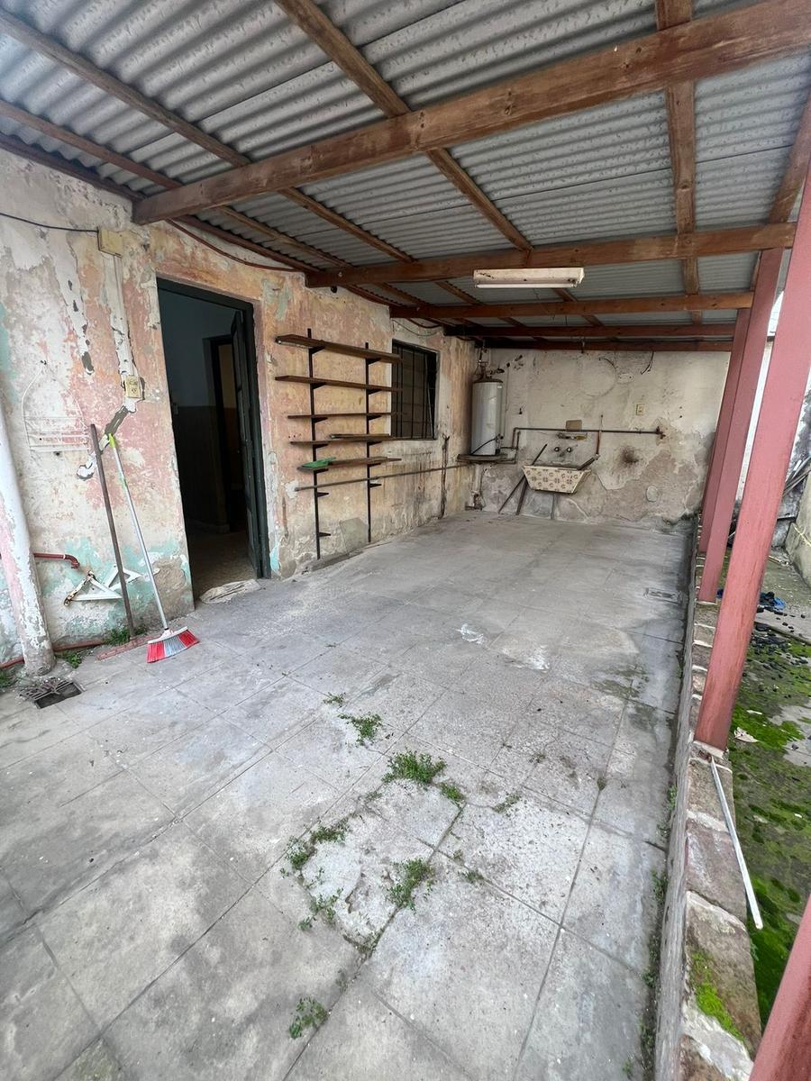 Foto de PH DE 3 AMBIENTES CON LOCAL VENTA EN M. GONZALEZ BALCARCE 3358, imagen 3