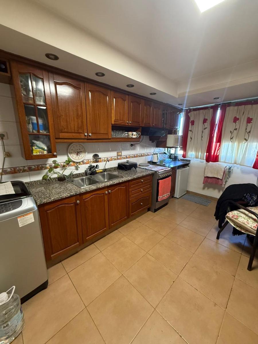 Departamento de 4 Ambientes Venta en Sitio de Montevideo 53 7°d (Lanus) 2