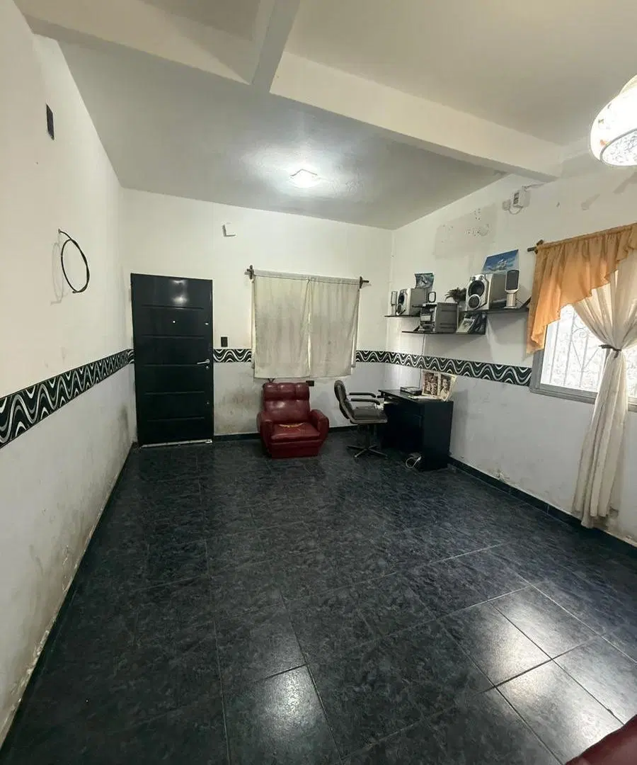 CASA 3 AMBIENTES VENTA EN GRAL MILLER 2616 (LANUS OESTE) 5