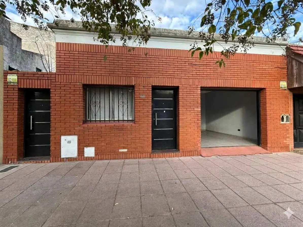 CASA 3 AMBIENTES VENTA EN GRAL MILLER 2616 (LANUS OESTE) 2