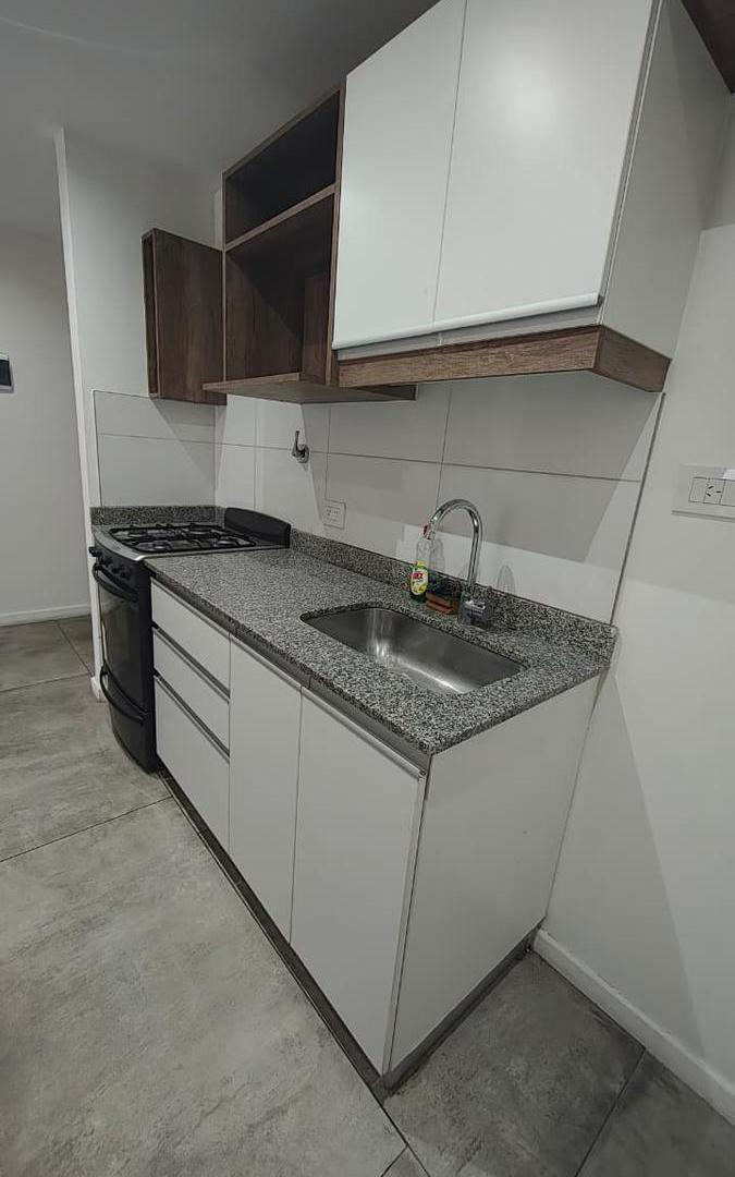 Foto de DEPARTAMENTO VENTA DOS AMBIENTES URIARTE 383 "8° B" (REMEDIOS DE, imagen 2