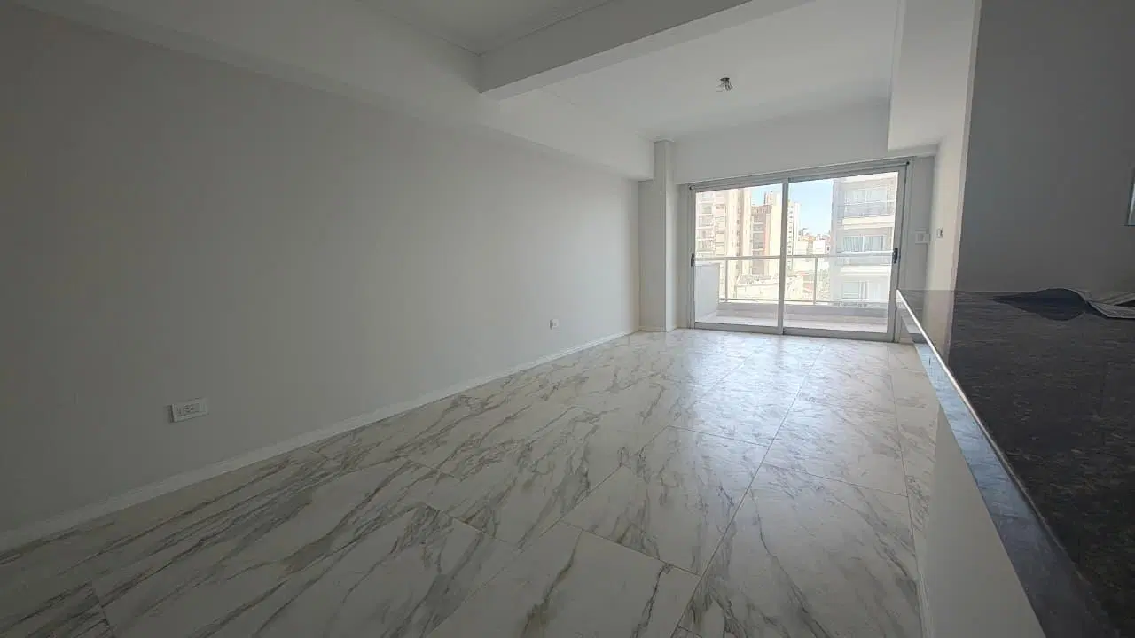 DEPARTAMENTO 3 AMB VENTA EN O HIGGINGS 1534 2°1(LANUS ESTE) C/COCH Y BAULERA 5