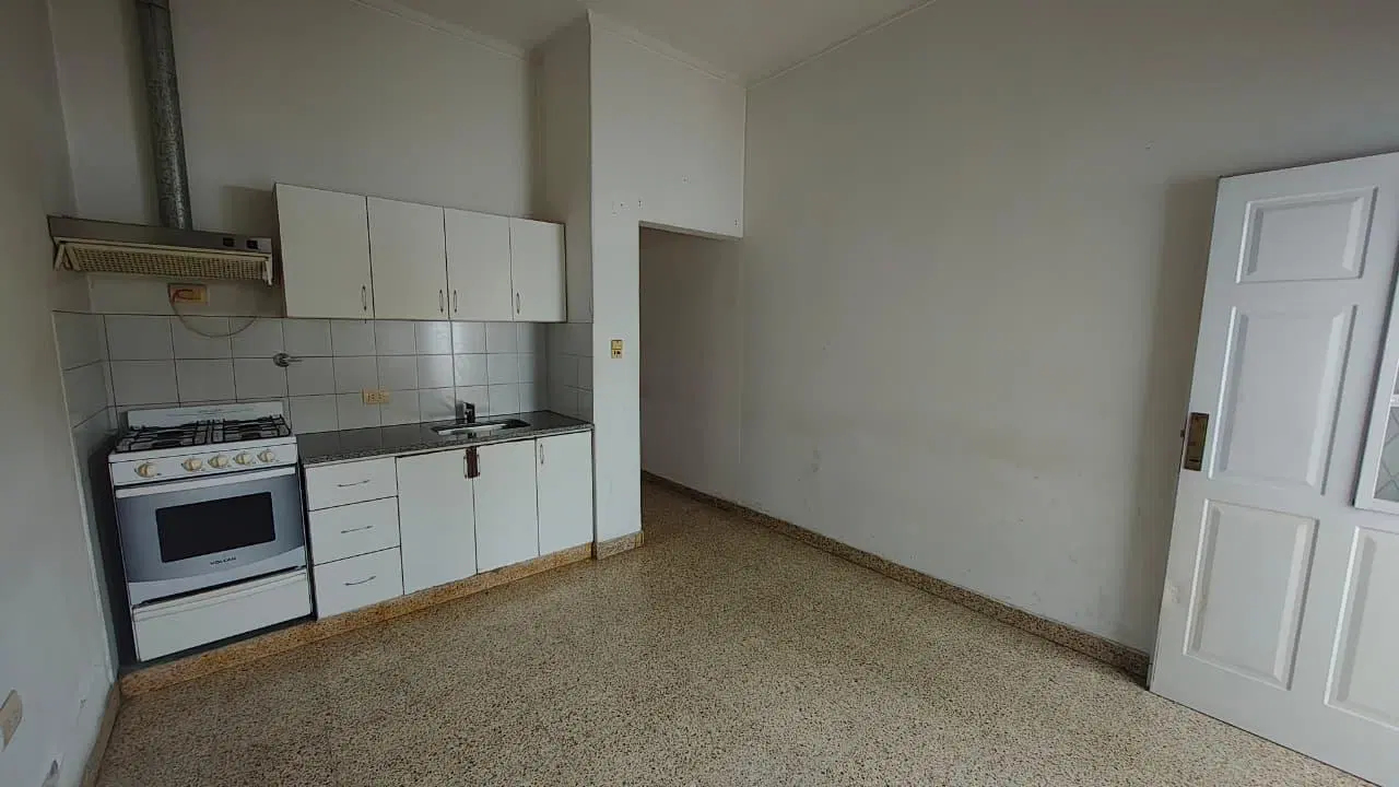 PH 2 AMBIENTES ALQUILER EN GONZALEZ BALCARCE 3366 (REMEDIOS DE ESCALADA) 3