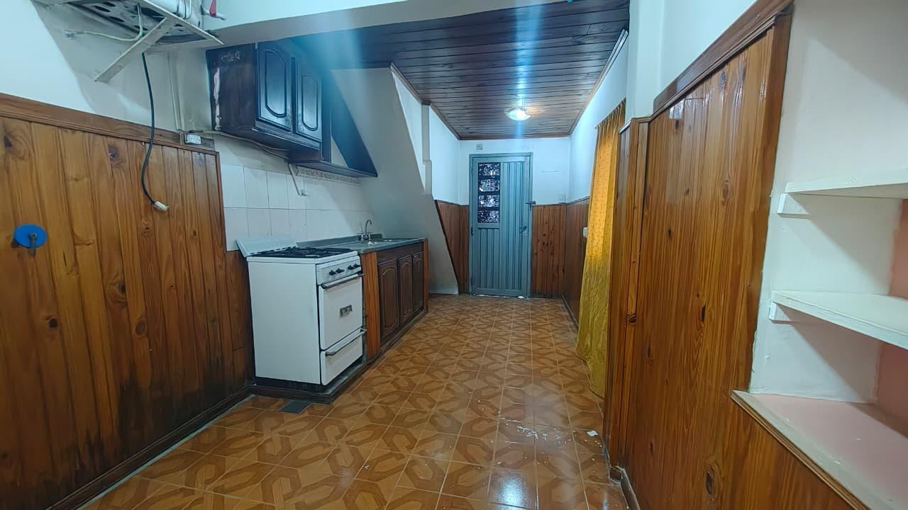 Foto de PH DOS AMBIENTES INTERNO VENTA EN LUIS VERNET 3553 (REMEDIOS DE ESCALADA), imagen 3