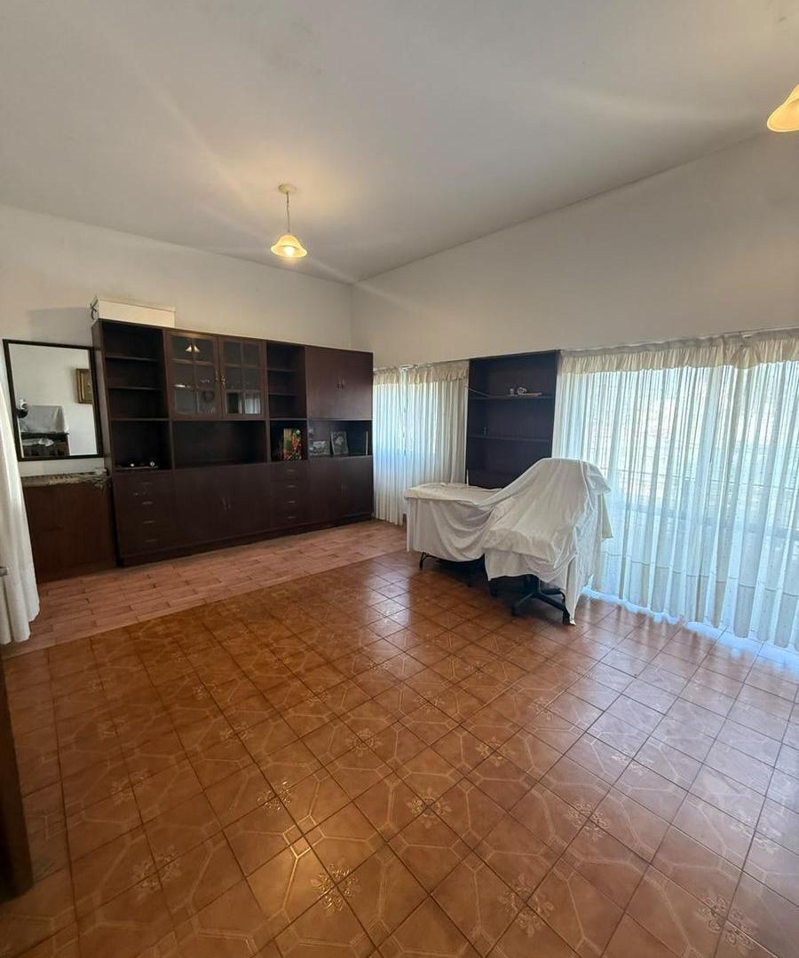 Foto de PH VENTA 3 AMBIENTES PLANTA ALTA EN GOBERNADOR UGARTE 4029 (REMEDIOS DE, imagen 2