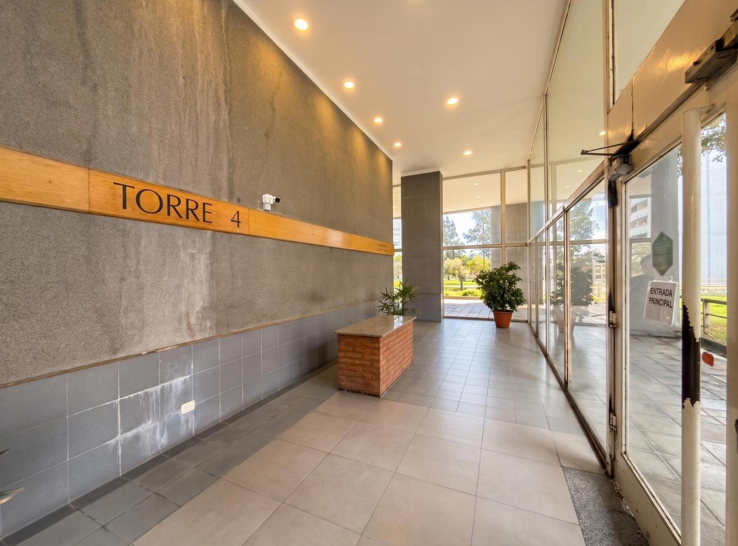Foto de DEPARTAMENTO DOS AMBIENTES VENTA EN PATRICIOS 265 18°1 (AVELLANEDA), imagen 4