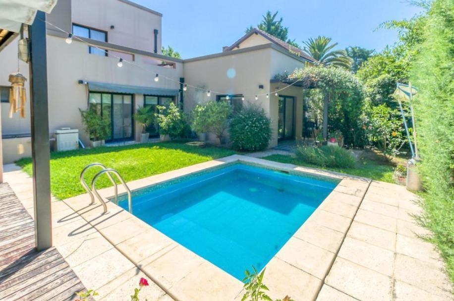 Foto de CASA 5 AMB VENTA EN EL PATO COUNTRY CLUB (BERAZATEGUI), imagen 1