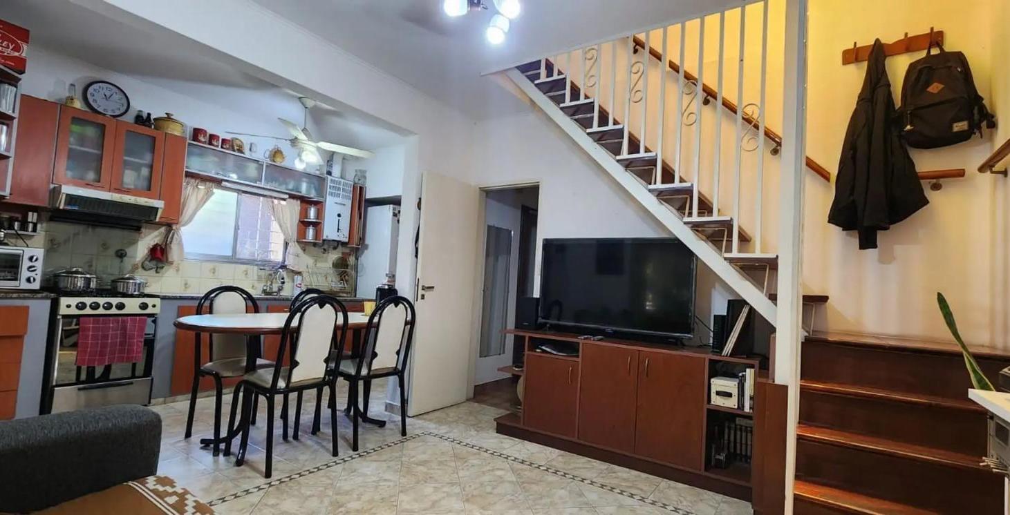 Foto de PH VENTA 4 AMBIENTES EN LITUANIA 2935 (REMEDIOS DE ESCALADA), imagen 1
