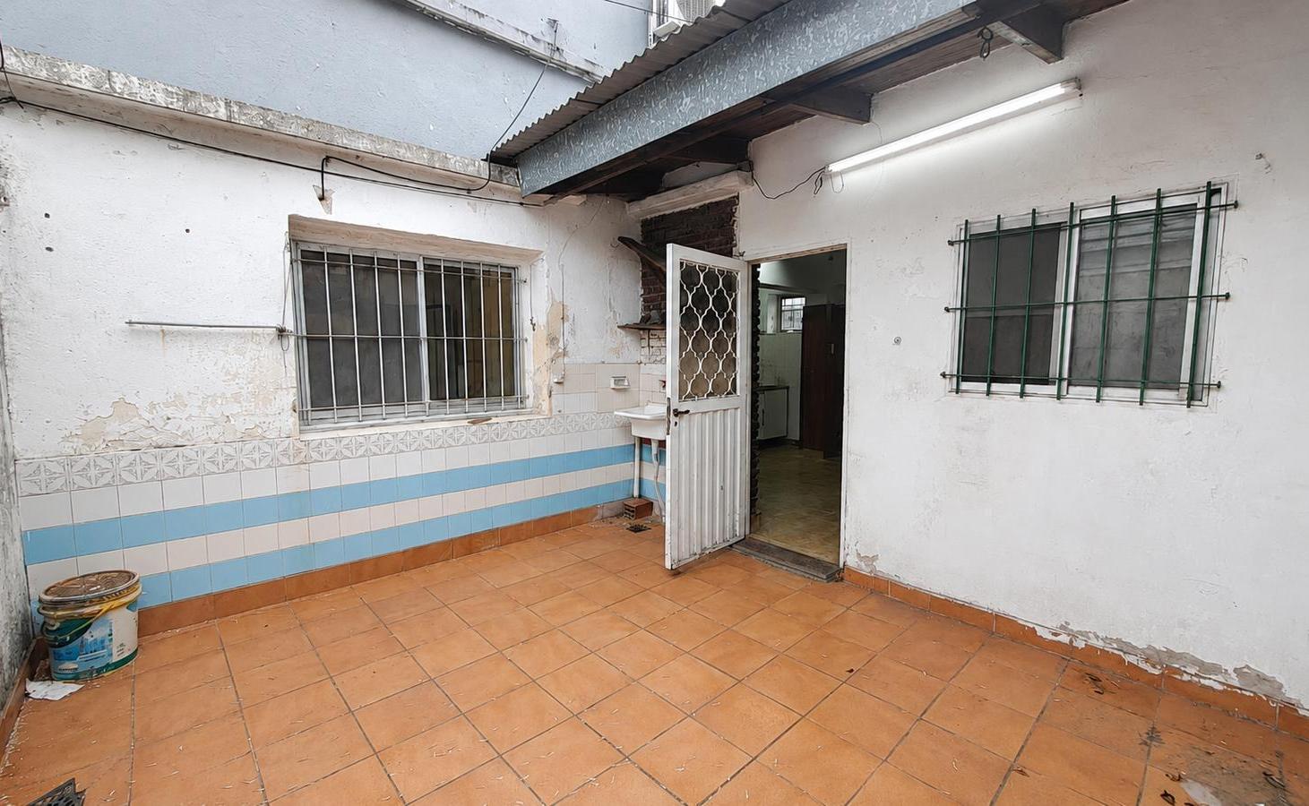 Foto de PH AL FRENTE 2 AMBIENTES VENTA EN LUIS VERNET 3553 (REMEDIOS DE, imagen 5