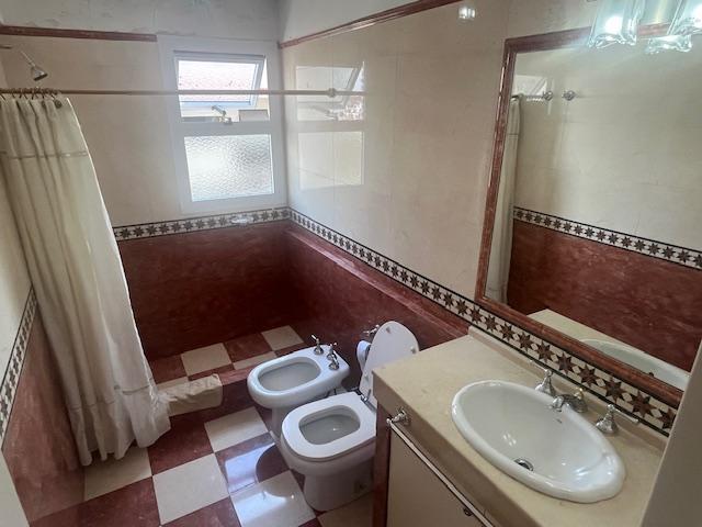 S/piso 139 m² Fte. Piso 15º Arcos y Pampa. 4 Amb + Dep. 3 Bñ Balc Coch Baul. 5