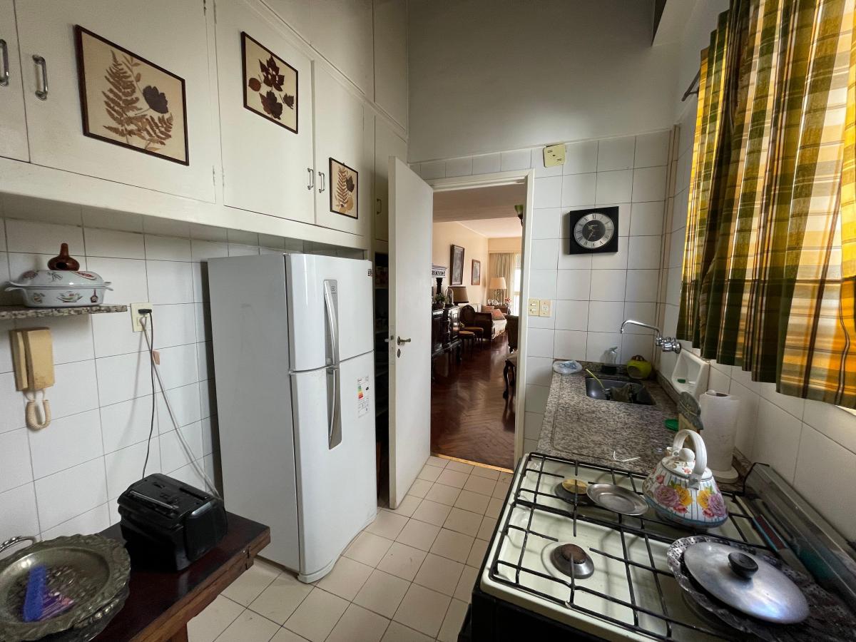 Esmeralda 1075 - 3 Ambientes c/dep - 1 dor y comedor o 2do dorm