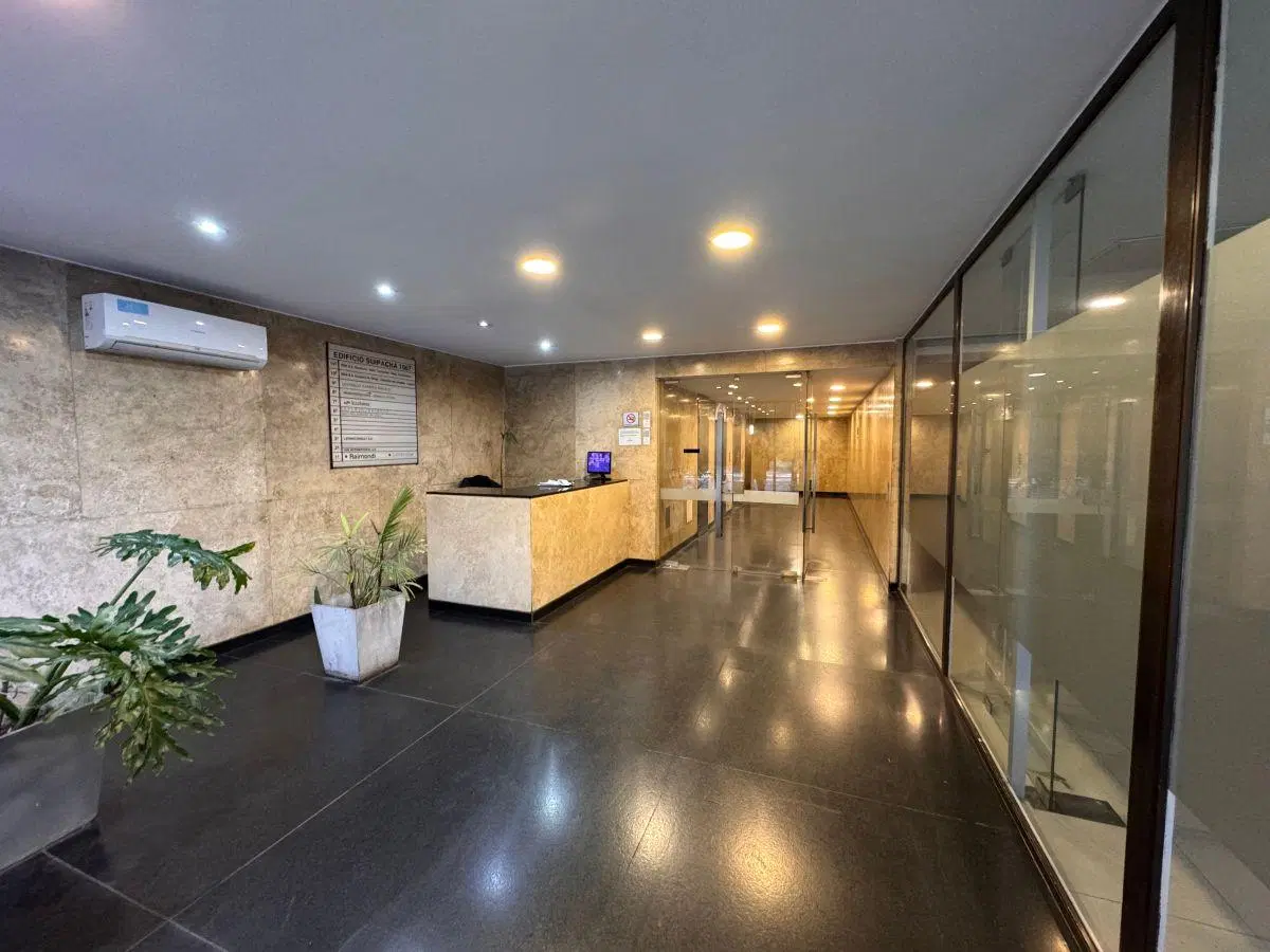Retiro - Oficina comercial de 450 m² en alquiler con 3 cocheras 3