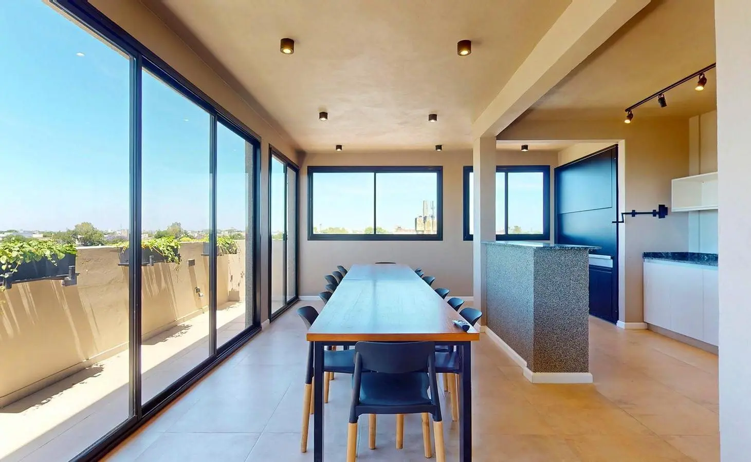 Departamento para mudarse en 1 mes con terraza exclusiva 2