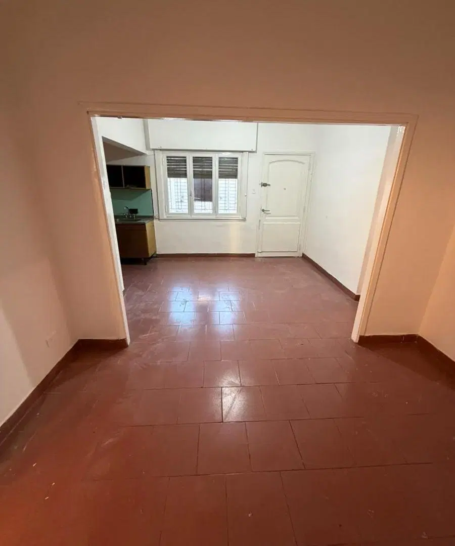 PH EN PLANTA BAJA  2 AMBIENTES, ENTRADA INDEPENDIENTE 5