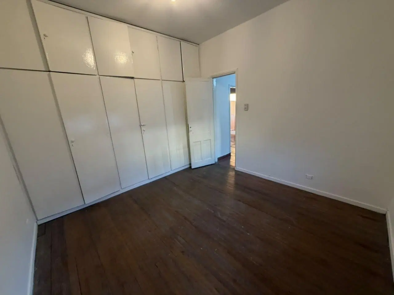 PH EN PLANTA BAJA  2 AMBIENTES, ENTRADA INDEPENDIENTE 4
