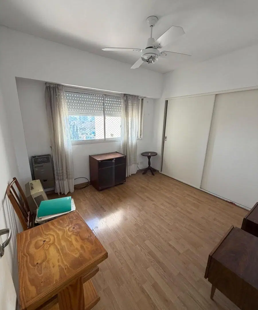 Departamento semipiso sobre la Avenida Maipú de 3 amb con cochera cubierta 1