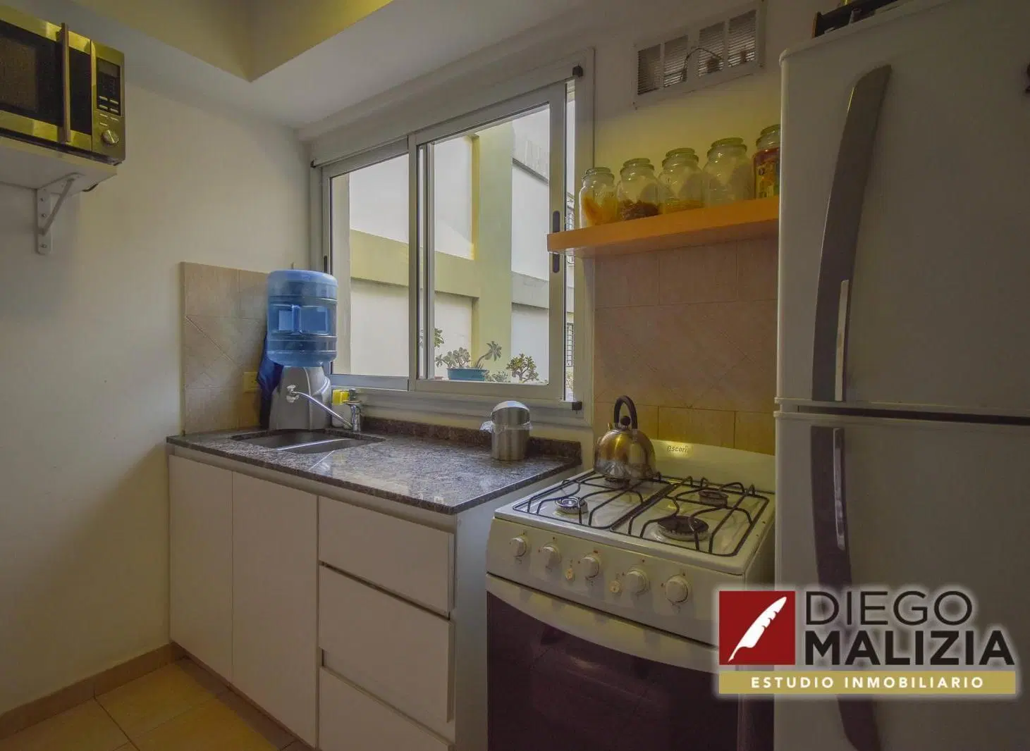 Venta  Departamento 2 Ambientes en Banfield Este con Cochera y Terraza 2