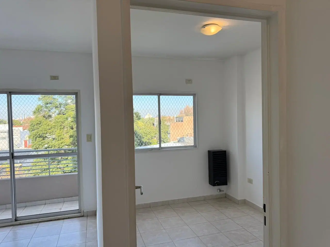 Venta Directa de Departamento 2 ambientes Remedios de Escalada 8
