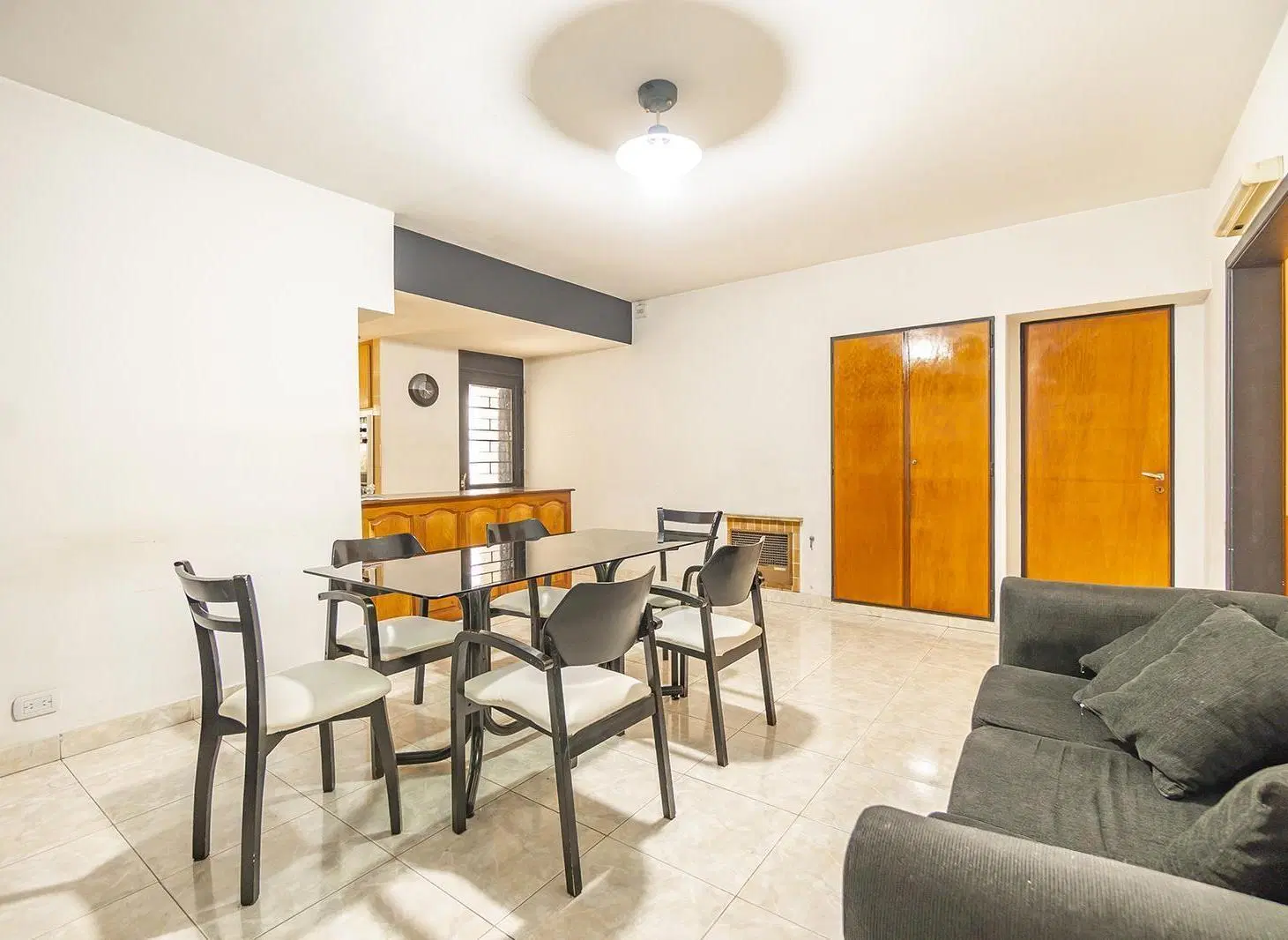 Venta de Casa 4 ambientes con parque, cochera y depto. interno en Banfield Oeste, Lomas de Zamora 4