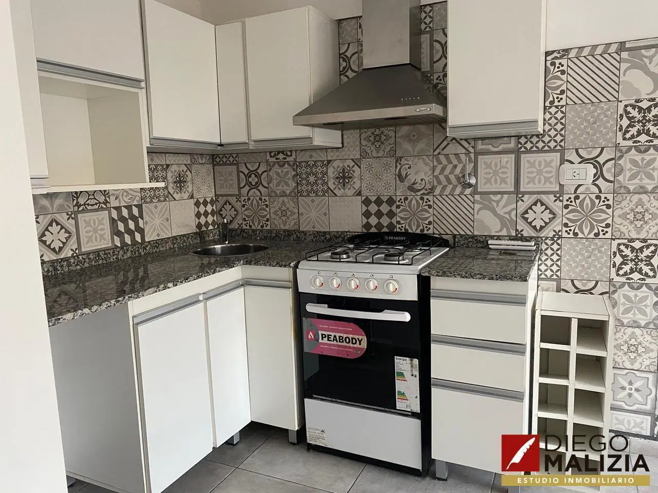 Venta departamento 2 ambientes con cochera, terraza propia, Lomas de Zamora. 5