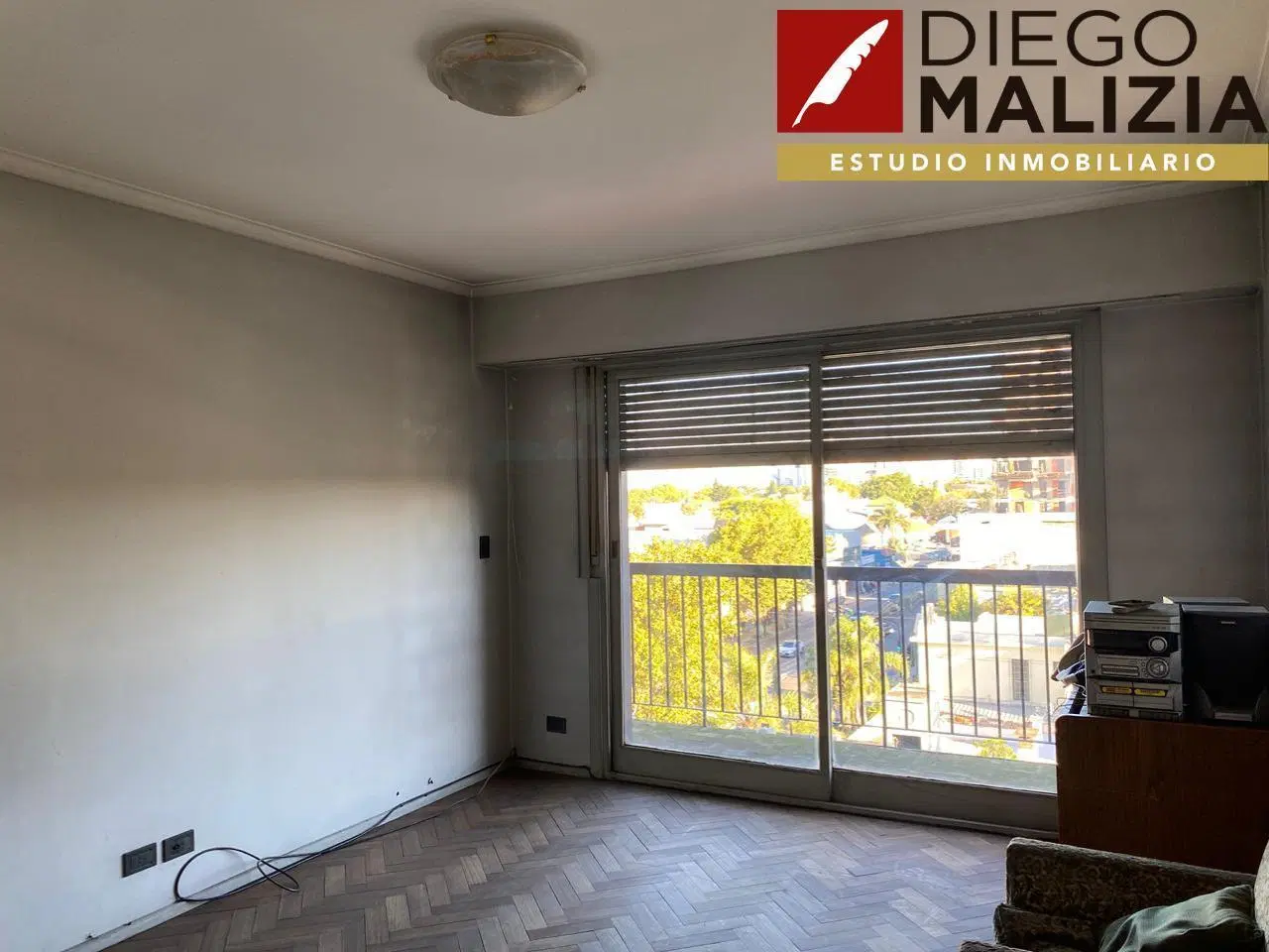 Venta Departamento 2 ambientes en Banfield 5
