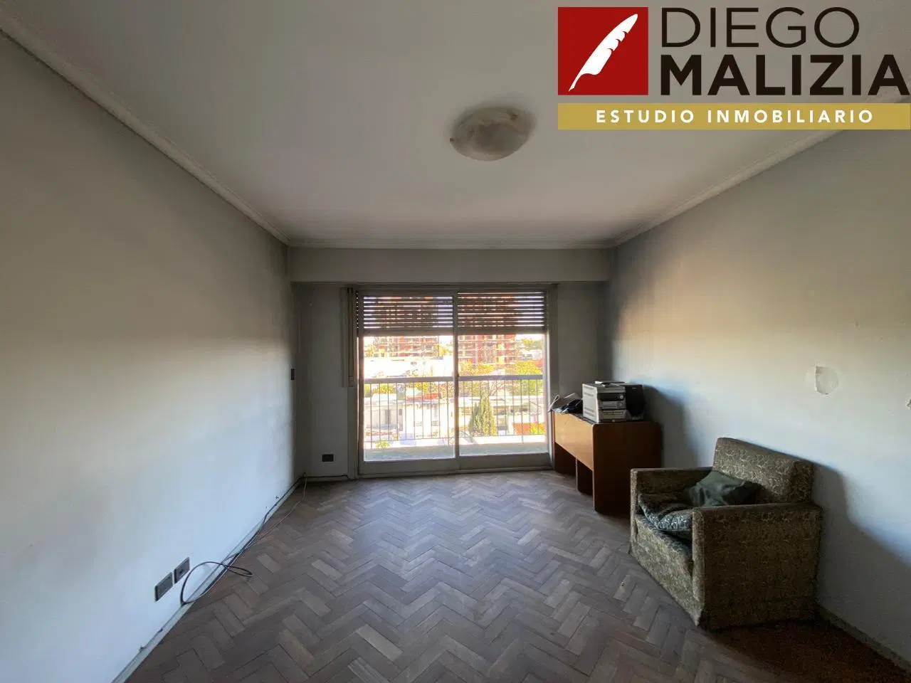 Venta Departamento 2 ambientes en Banfield 4