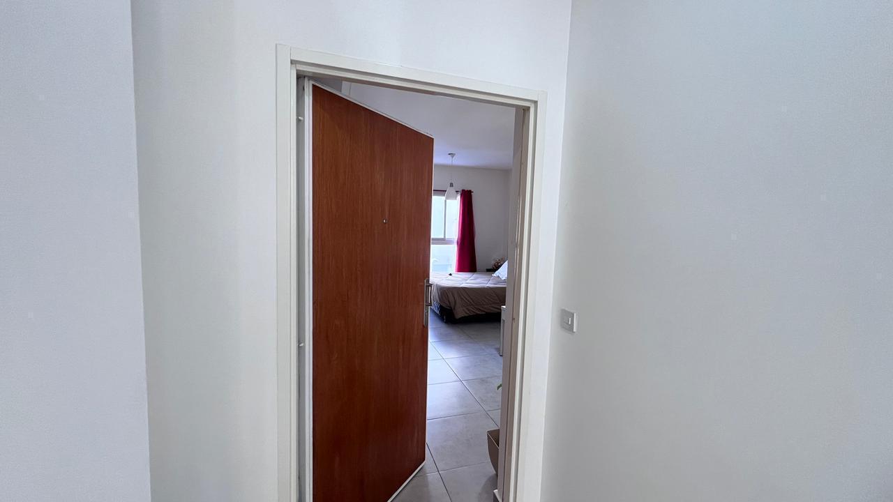 Foto de Venta departamento monoambiente con cochera en Lomas de Zamora, imagen 2