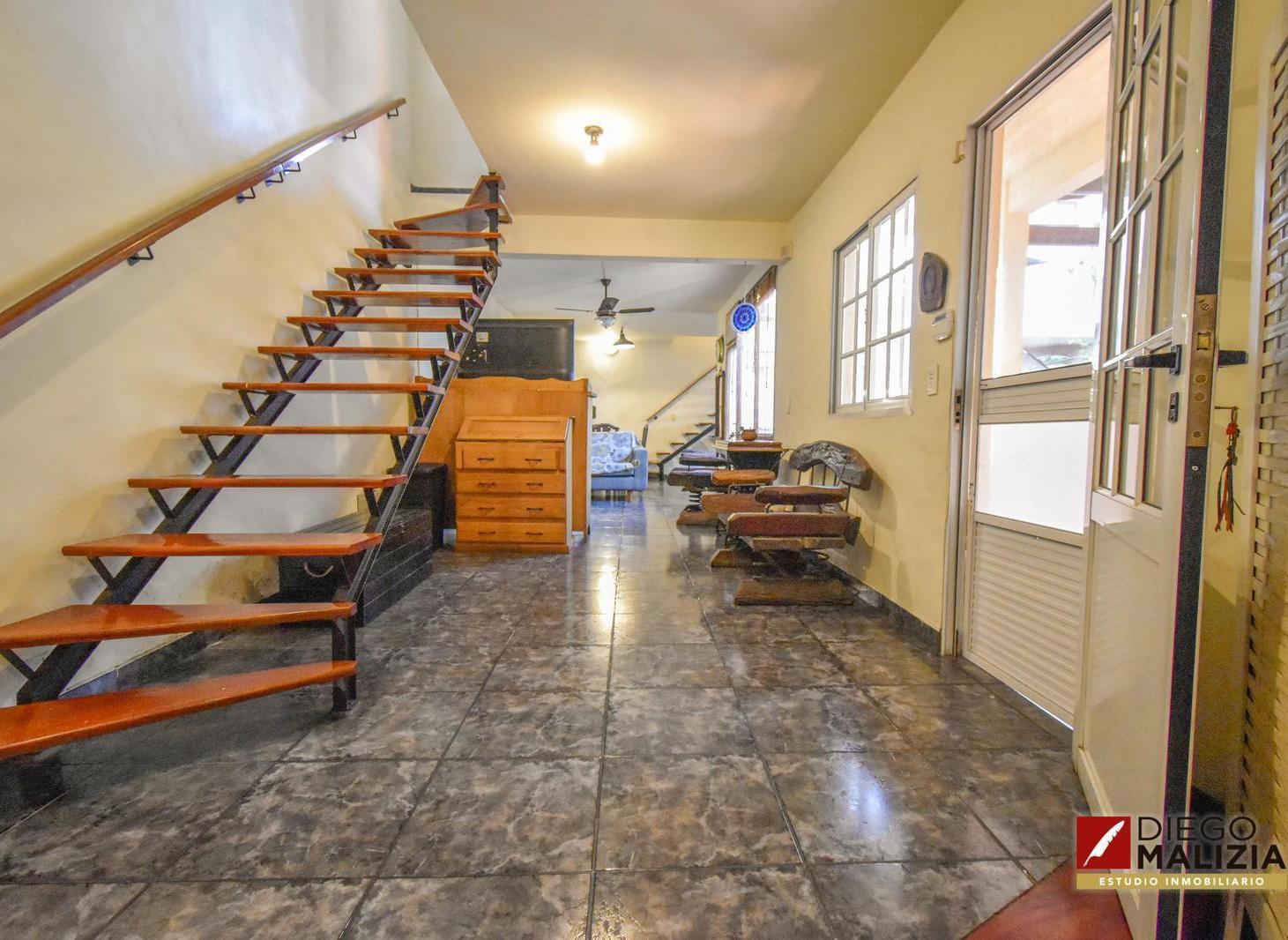 Foto de Venta de casa de 4 ambientes en Temperley, imagen 1