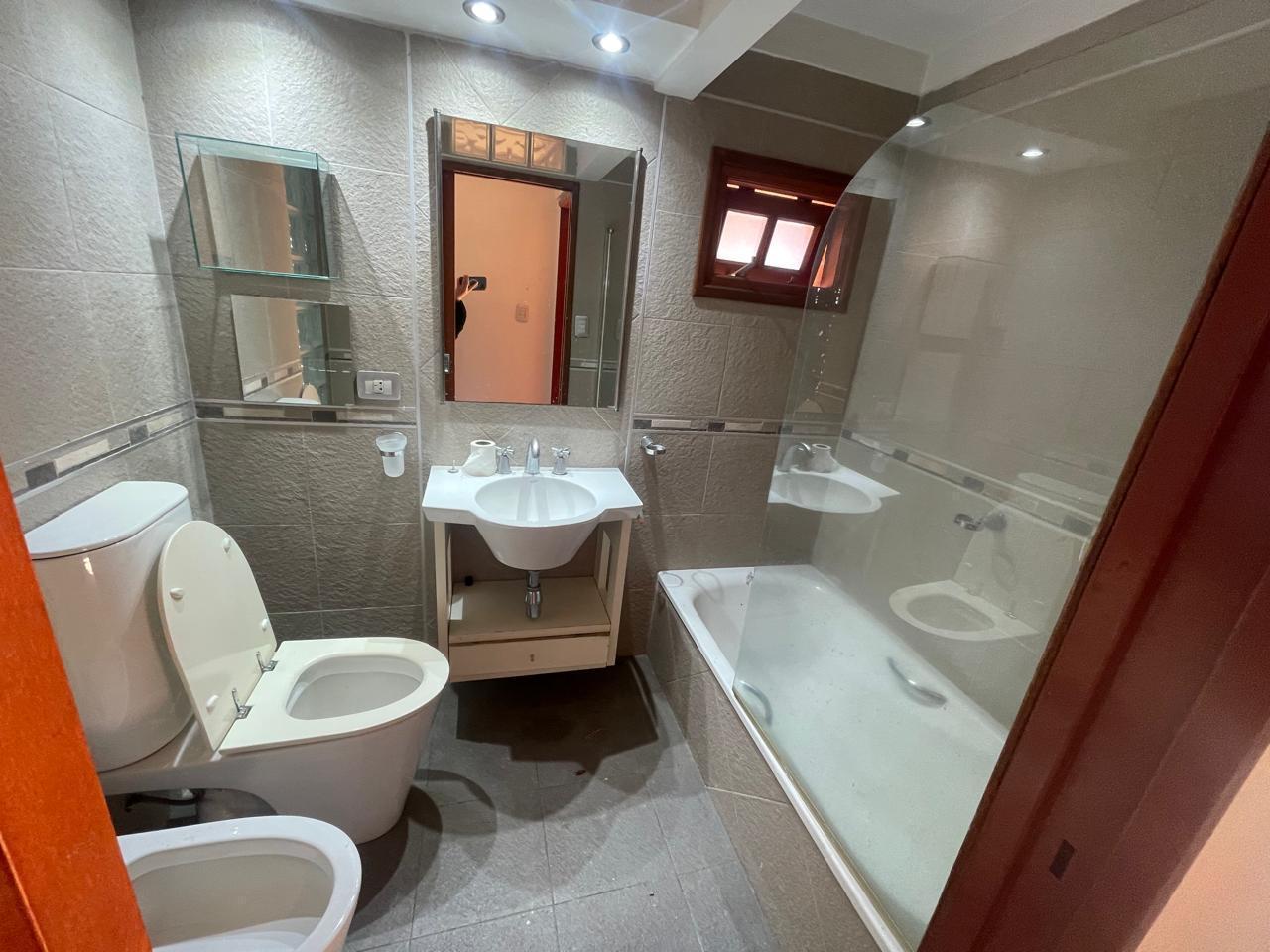 Foto de Venta Casa 5 ambientes en Remedios de Escalada con cochera y patio, imagen 5