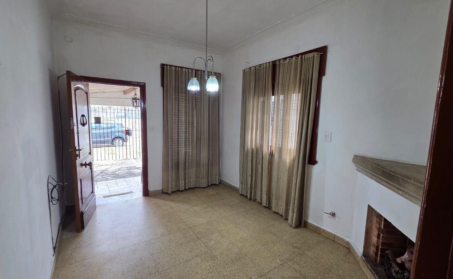 Foto de Alquiler de Casa en Temperley Oeste, imagen 2