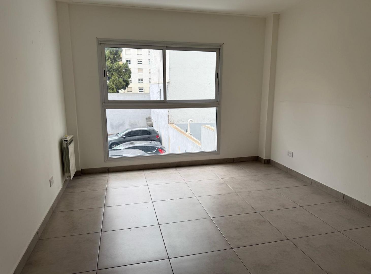 Foto de Venta departamento monoambiente en Lomas de Zamora con cochera, imagen 1