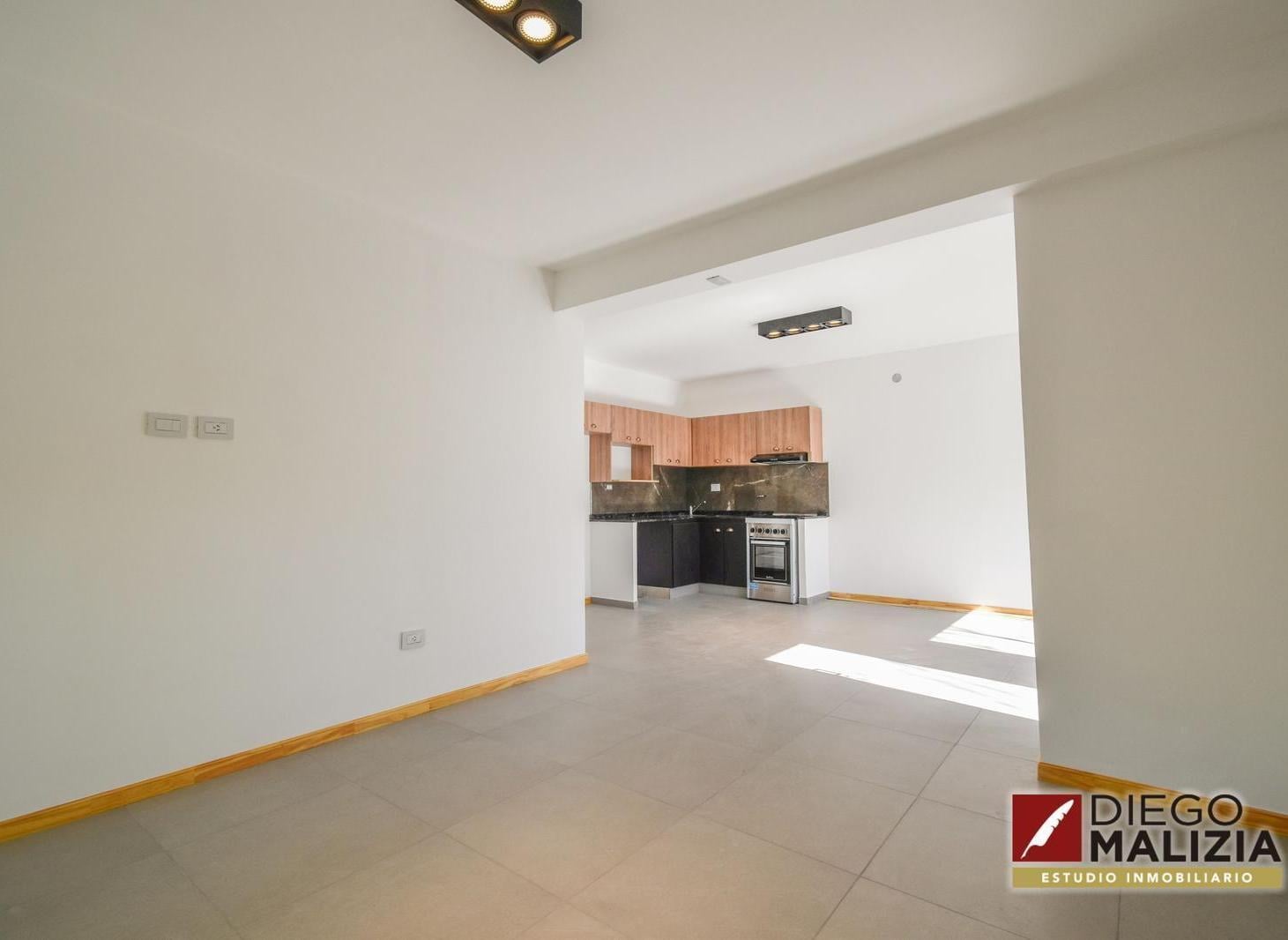 Foto de Venta casa de 3 ambientes en Lomas de Zamora, imagen 5
