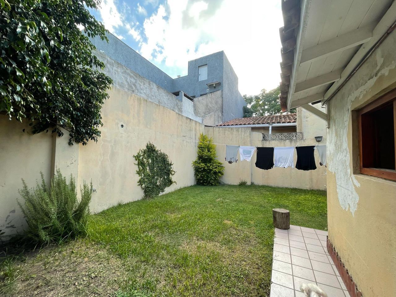 Foto de Venta de casa 4 ambientes en Lomas de Zamora, imagen 1