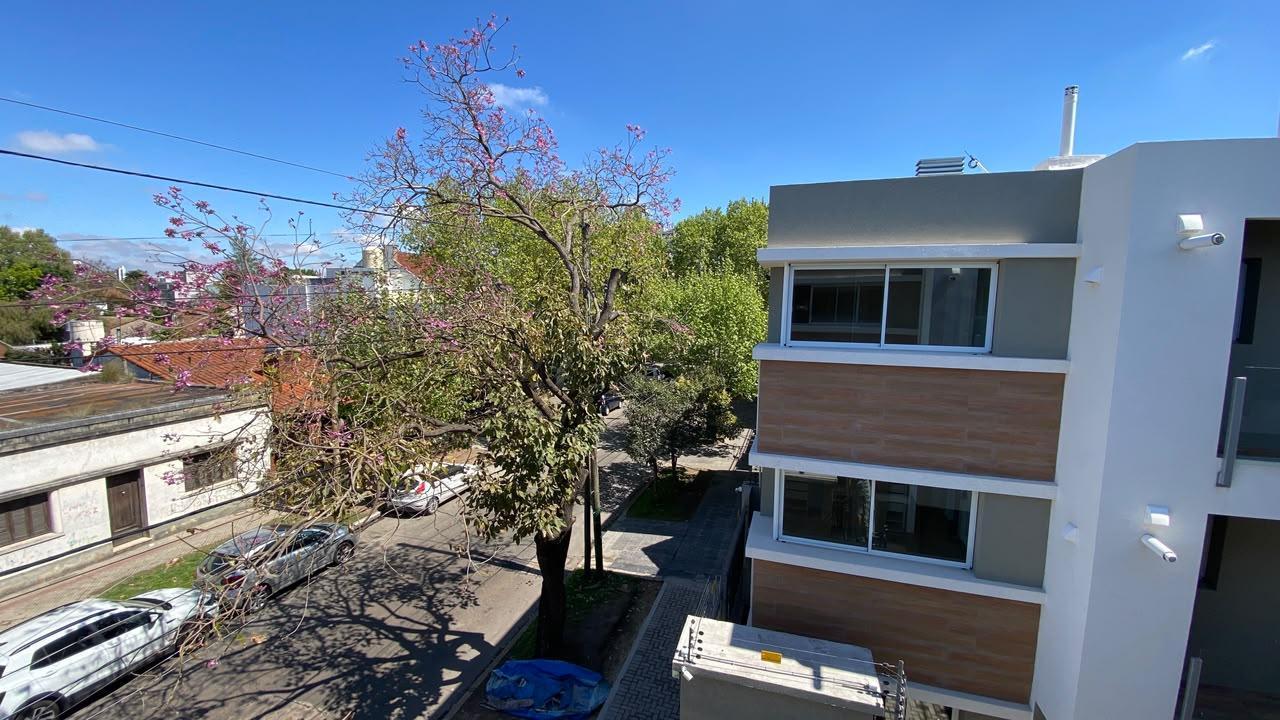 Foto de Venta Departamentos dos ambientes con cochera en construcción en, imagen 4