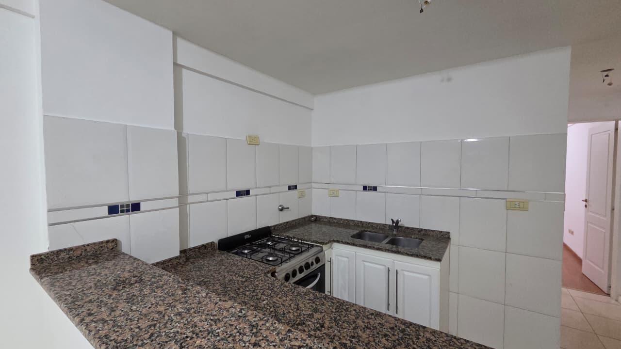 Foto de Alquiler departamento 2 ambientes en Lanús, imagen 3