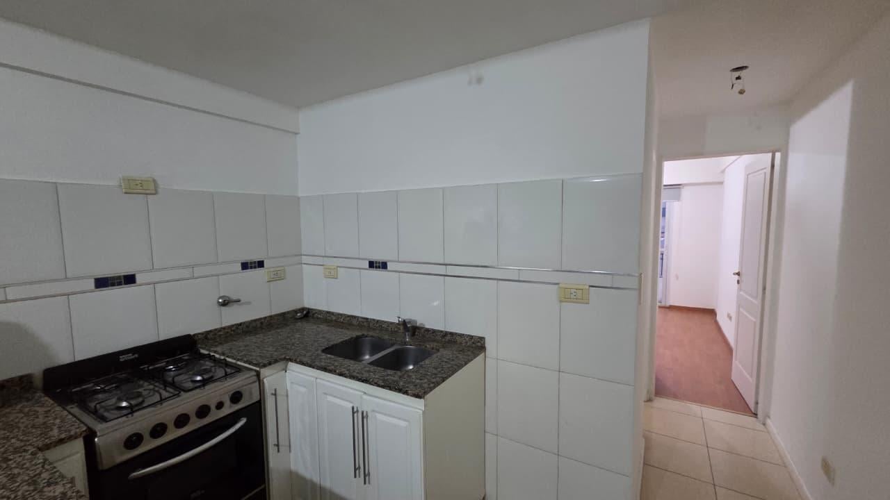 Foto de Alquiler departamento 2 ambientes en Lanús, imagen 5