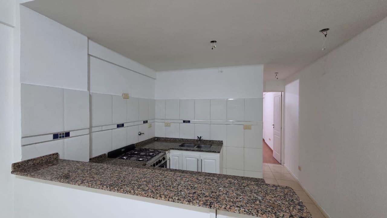 Foto de Alquiler departamento 2 ambientes en Lanús, imagen 2