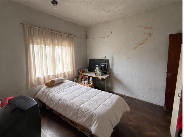 Foto de Casa 3 ambientes en Lomas de Zamora con gran patio/fondo libre, imagen 5